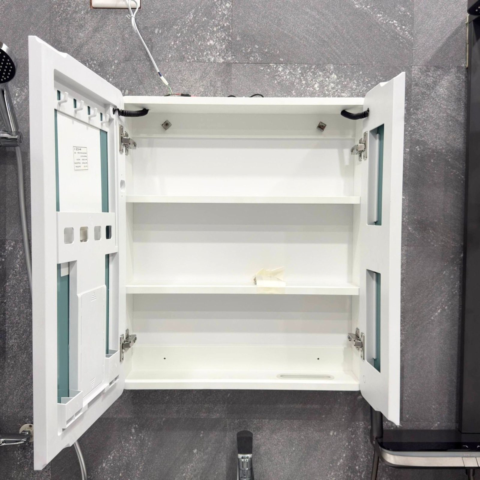 BỘ TỦ CHẬU LAVABO TOZU TZ-102X60